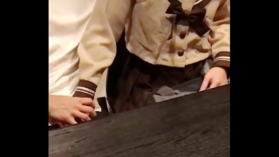 anak sma main di kantin