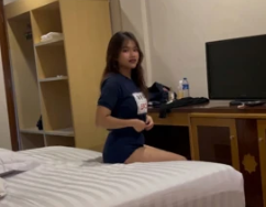 Model Baru Ini Mengejutkan Semua Penonton!