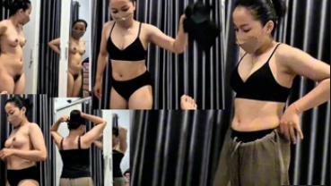 Fetish selingkuh melihat saudara tiriku baru saja selesai mandi